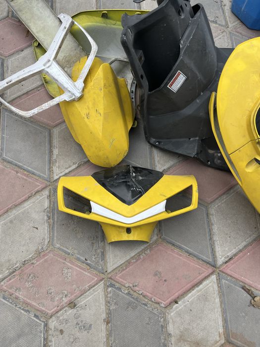 Пластик на М8 мопед запчасть