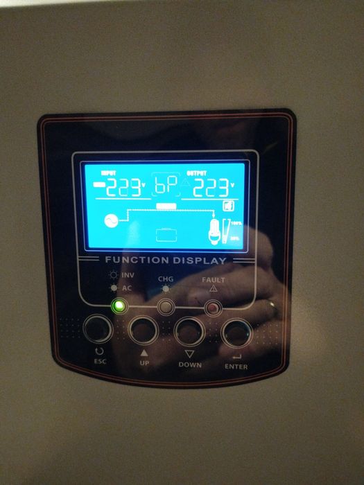 Хибриден Инвертор - VMII PLUS 5.5kW 48V - Solar Inverter