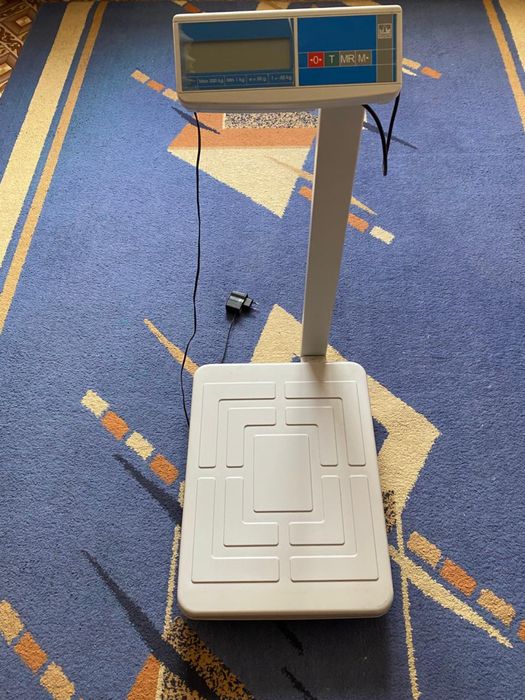 Весы электронные