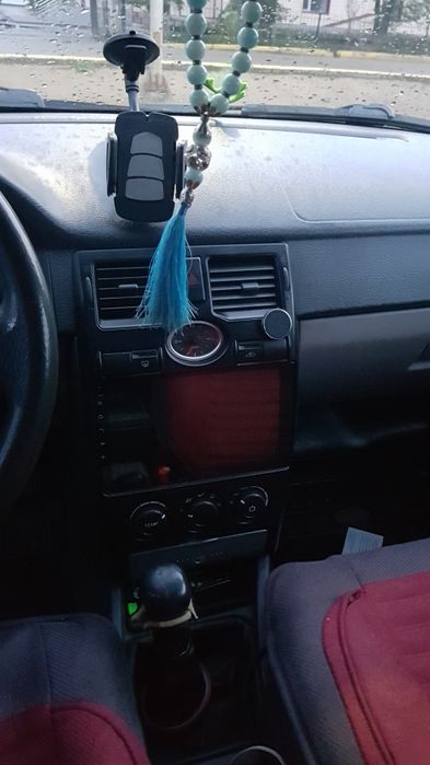 Продам приора универсал