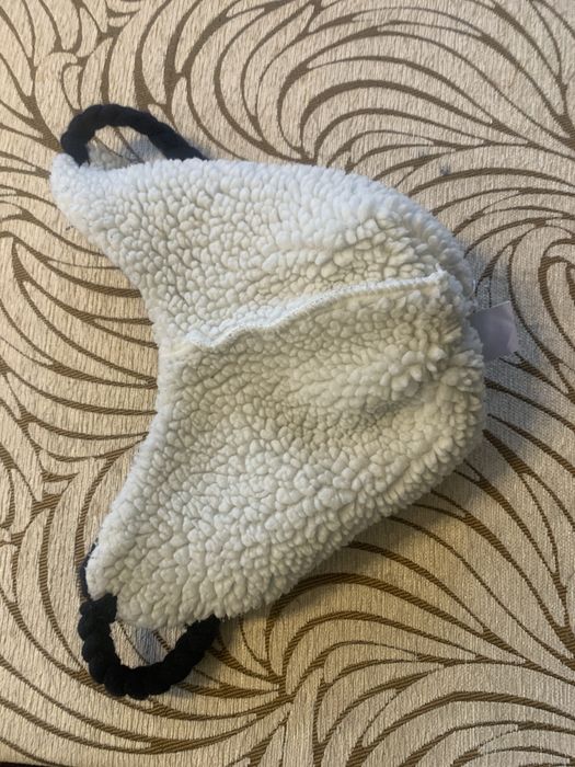 Caciula  copii din Lana Merinos marca Vlinka ca NOUA foarte calduroasa