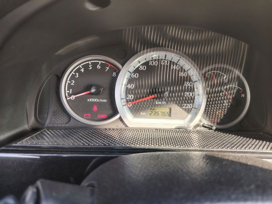 Genta sotiladi yili 2014  narxi 90 mln