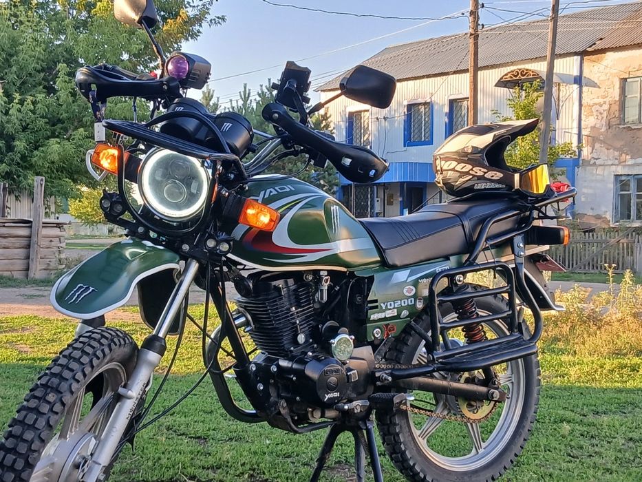 Продам мотоцикл  Yaqi 200