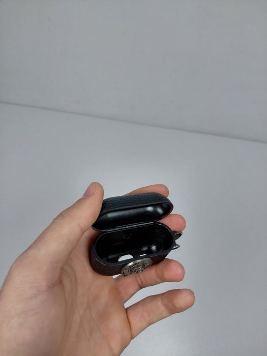 Husa Chrome Hearts pentru AirPods Pro 2