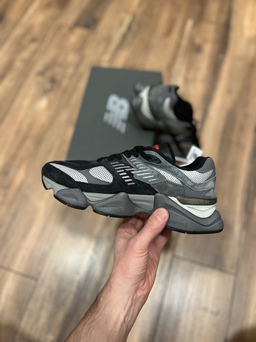 New Balance 9060BLK