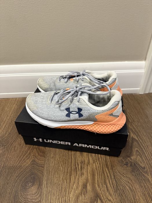 Кроссовки Under Armour