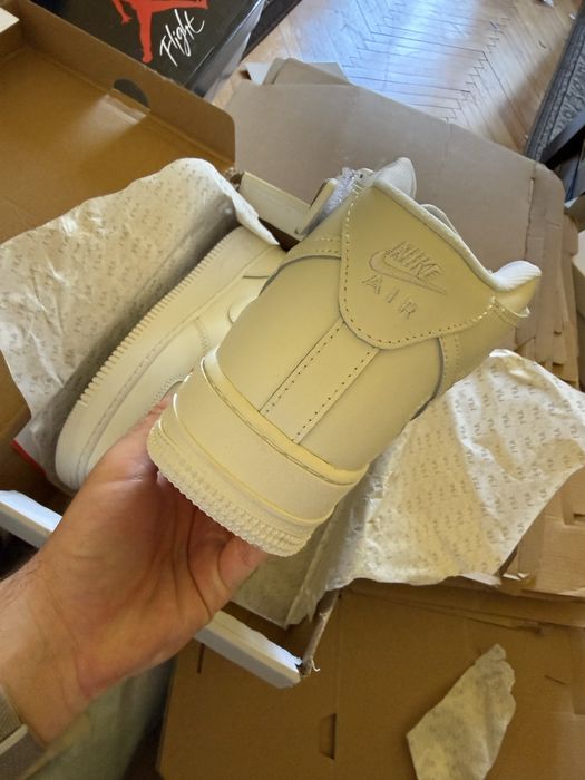 Air Force 1 Mid White marimea 37 si 41