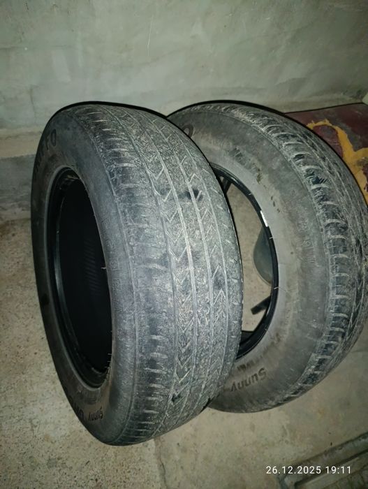 Shina 205/65/15 sotiladi 2 dona bor yurgan