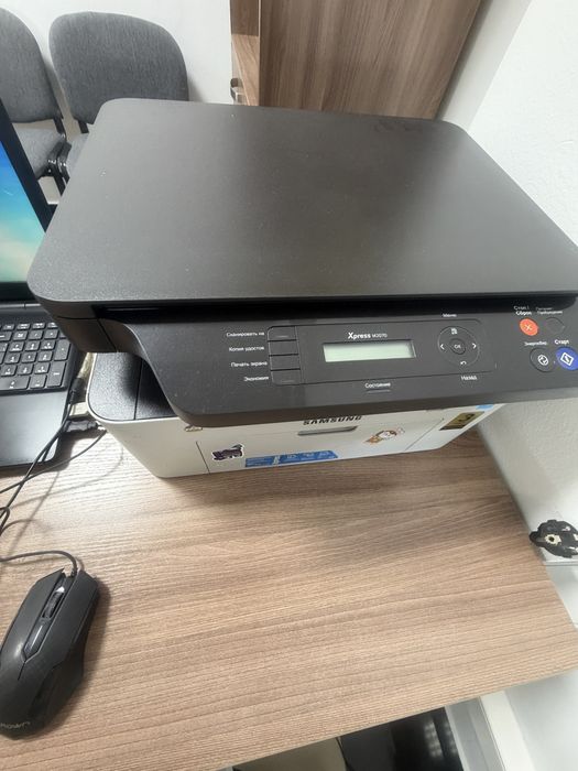Принтер samsung в хорошем состояний рабочий