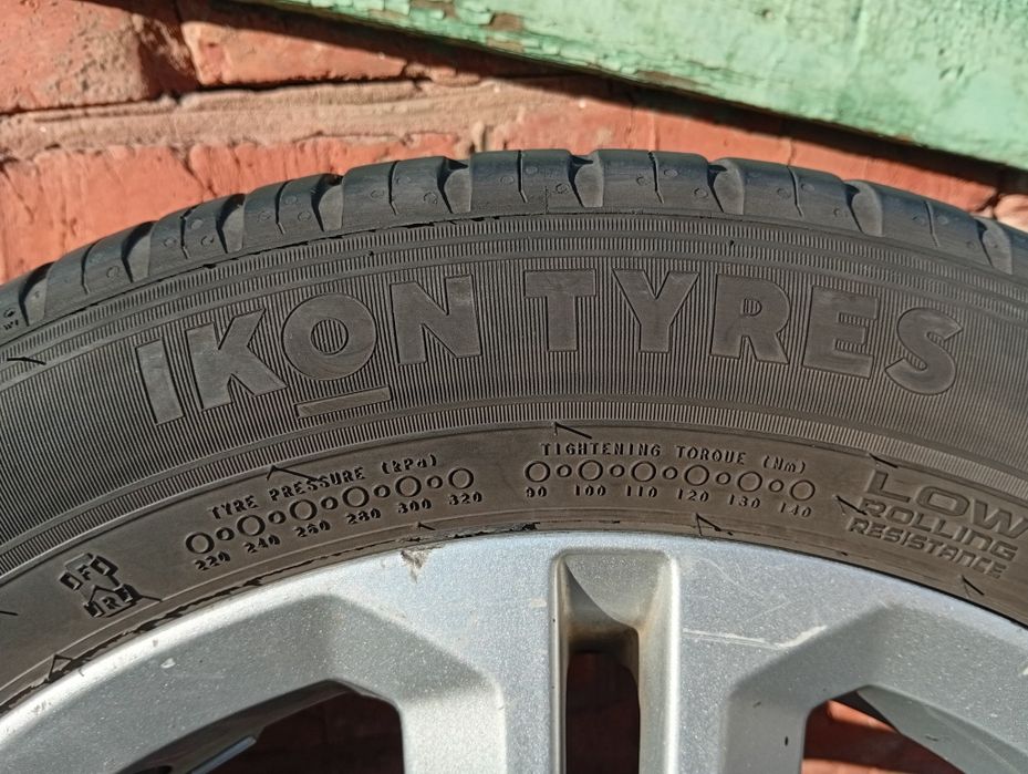Продам шины Nokian 205/55/16