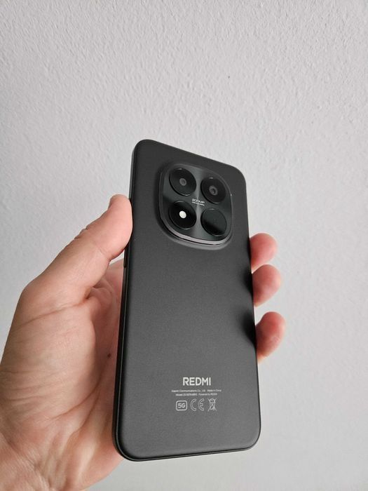 Văd s-au schimb Xiaomi Redmi Note 15 Pro Plus 5G (12GB / 512GB)