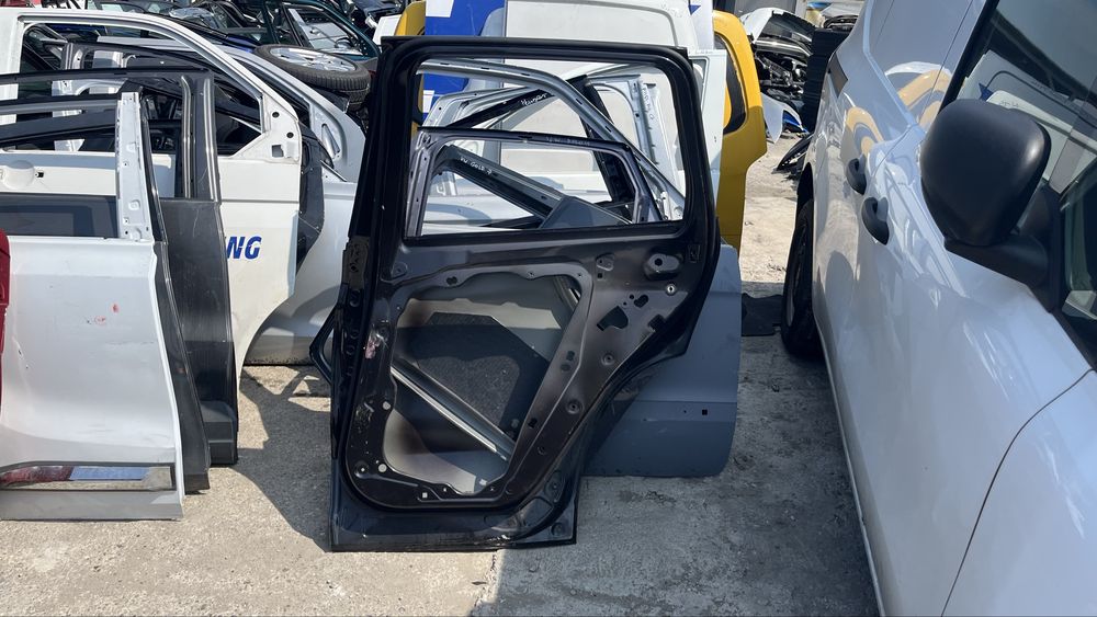 задна дясна врата BMW X3 G01/G02 2017- 3бр