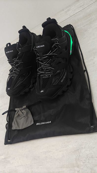 Balenciaga track LED