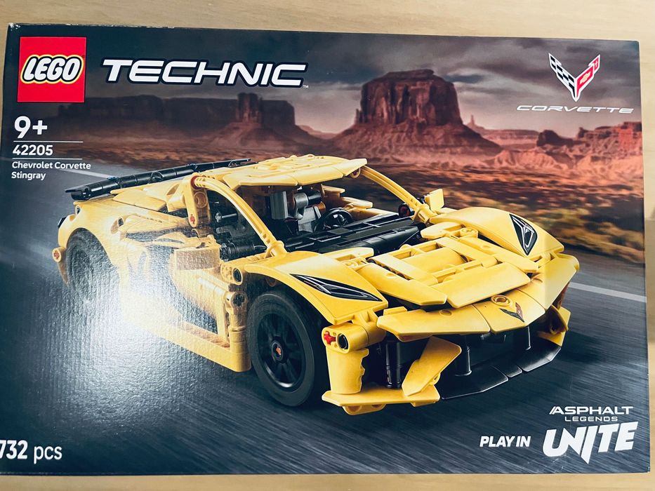 LEGO® Technic - Chevrolet Corvette Stingray 42205, 732 piese