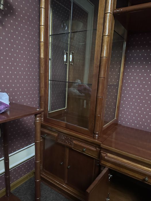 Продам стенку для гостиной, кабинета