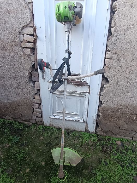 Газонокосилка бензиновая пр Россия