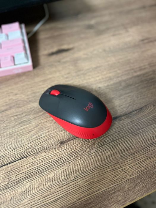 Продам мышку Logitech