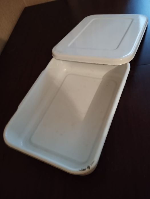 Эмалированный контейнер