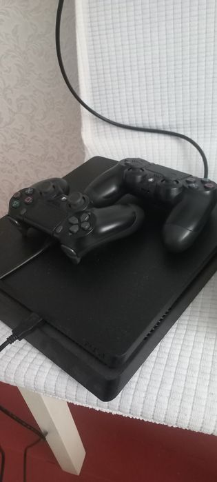 Play Station 4 slim 500 Gb