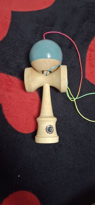 Vând kendama okendama neo glaze