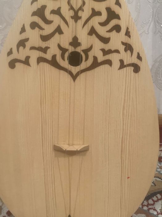 Продам домбыра хорошем состояние