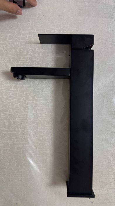 Smesitel sotaman Продаю смеситель для раковины