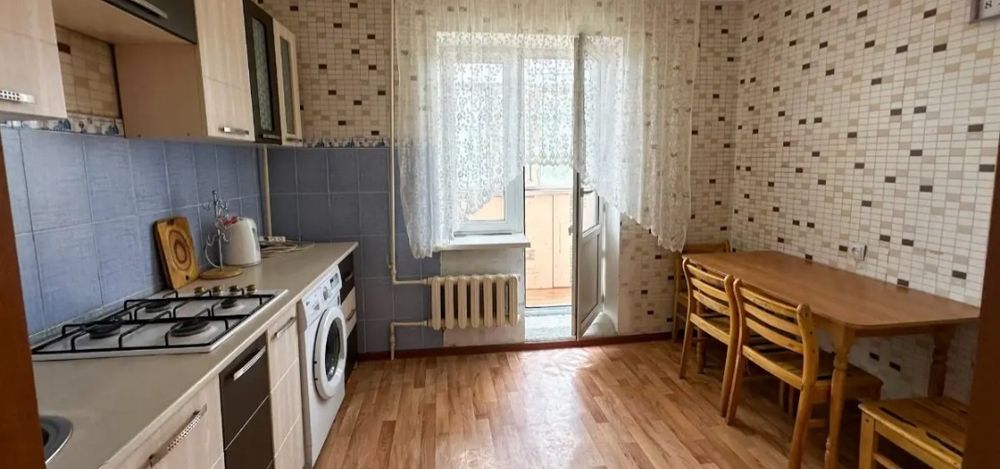 продам 2-х ком. 54 кв. каратал 3-этаж