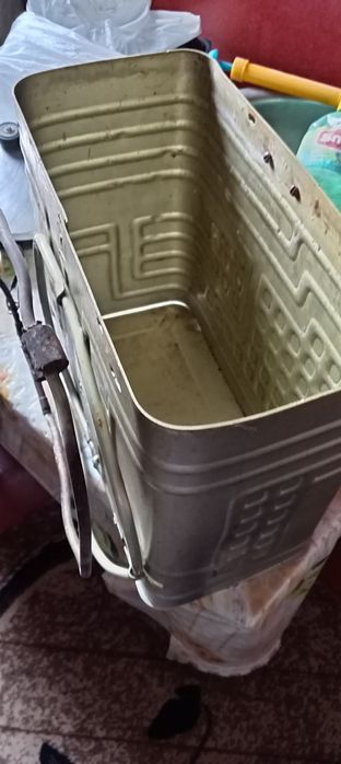 Продаётся испаритель для холодильника и фруктовый ящик от холодильника