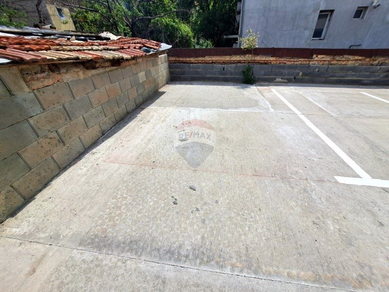 Дава се под наем Гараж / Паркомясто в Варна, Левски - 20 кв.м за 51 € - Снимка #3