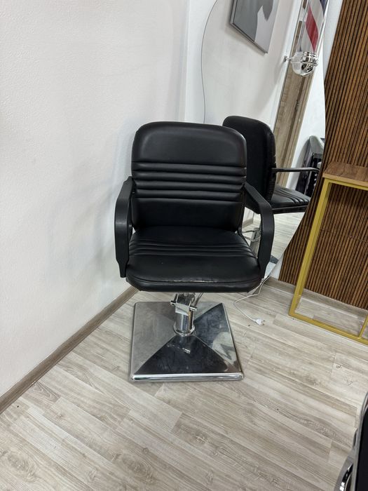 Кресло парикмахерское норм сост рабочее