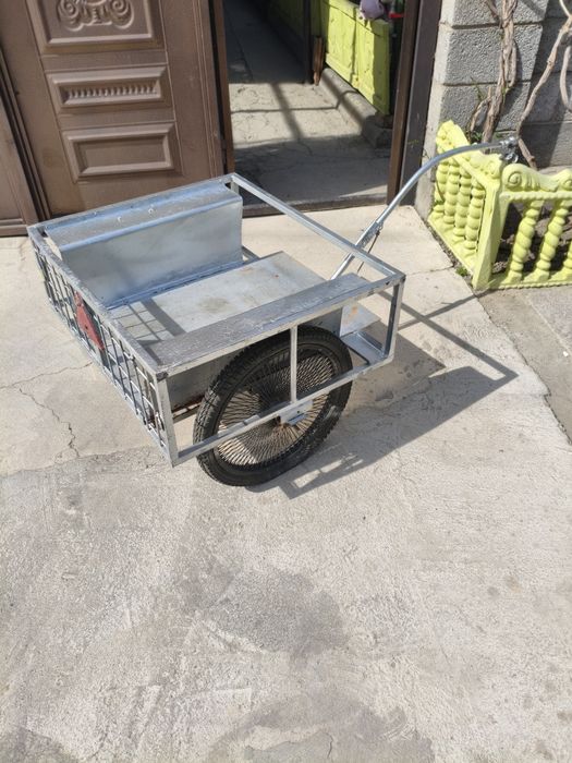 Прицеп для велосипеда