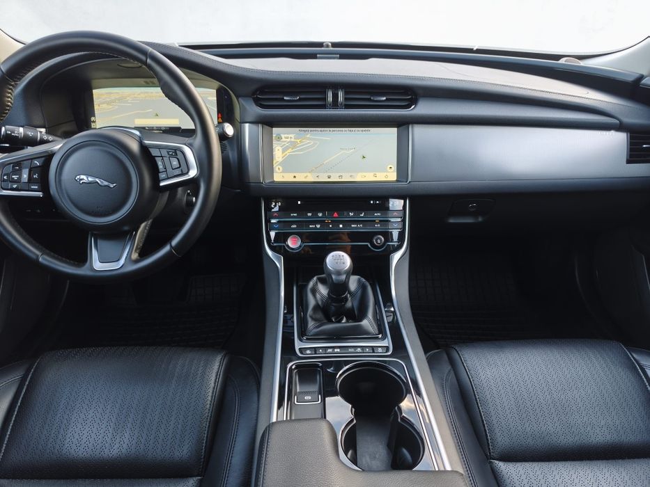 JAGUAR XF 2017 — imagine 5