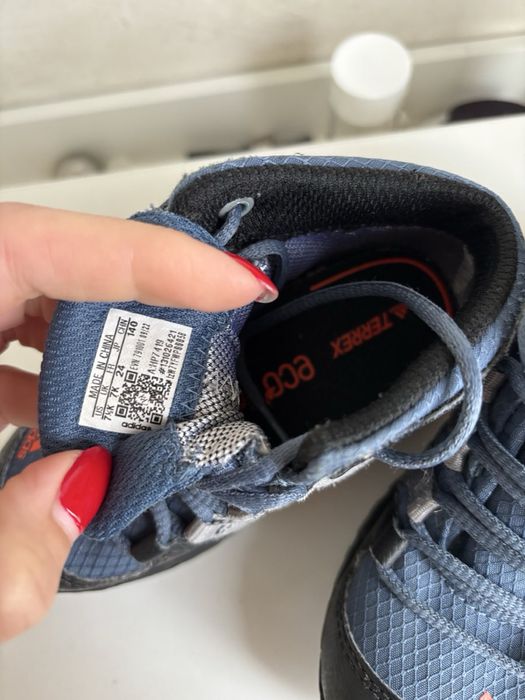 Маратонки adidas