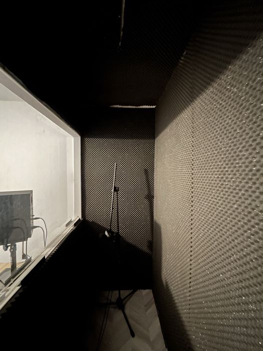 Bureti antifonare studio