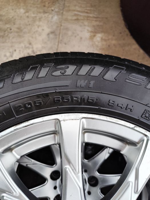 Диски с резиной 205/65/15