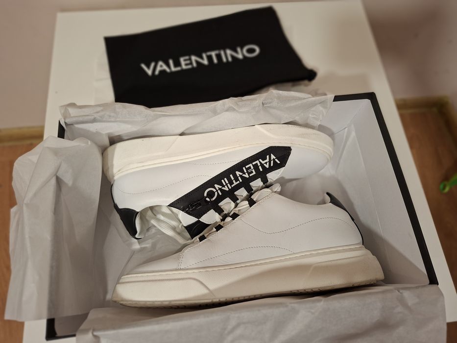 Мъжки кецове Валентино