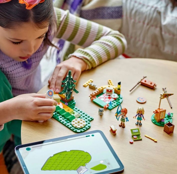 LEGO® Friends 42622 - Лагер за приключения - място за стрелба с лък