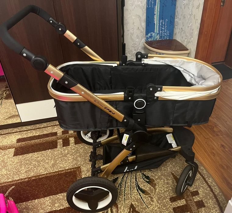 Продам коляску-трансформер 3 в 1 Belecoo