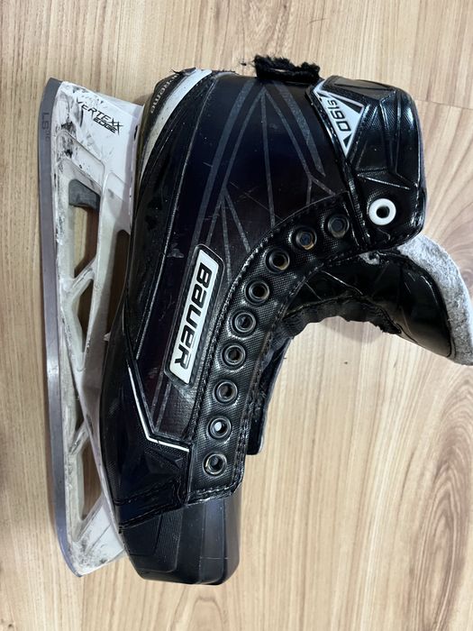 Patine portar hochei Bauer S190 mar 44 incl. o pereche de sireturi noi