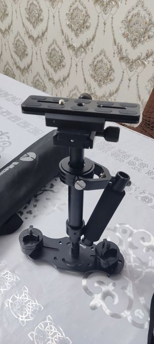 Видеокамера SONY 4K. Штатив. Стабилизатор