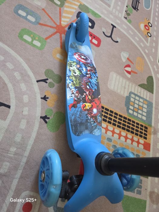 Продам самокат б/у