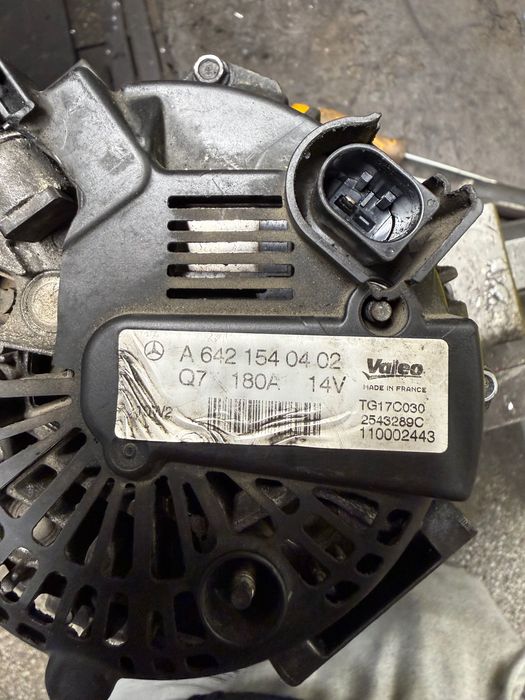 Alternator original Mercedes benz w212 180 amperi e 220 e 350