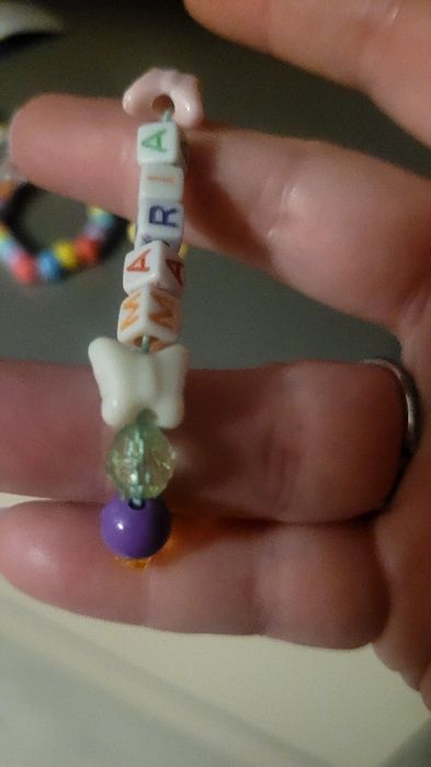 Brățări personalizate cu nume pentru fetițe