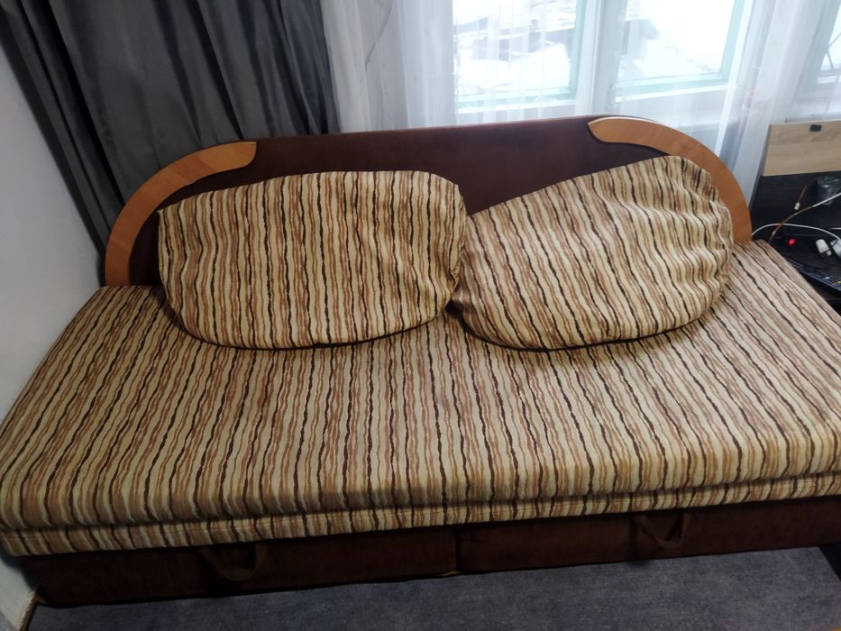 Продам диван в хорошем состоянии