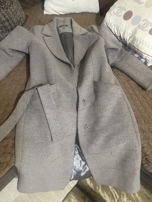 Зимнее польто женское