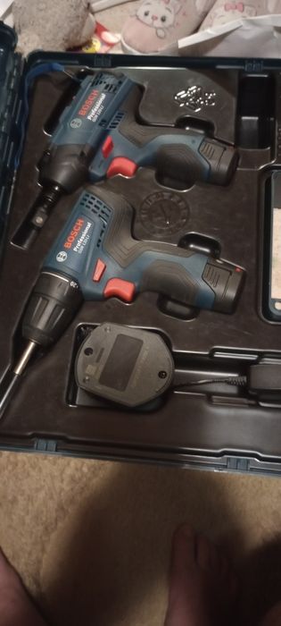 Masini bosch de infiletat gsr si de insurubat gdr