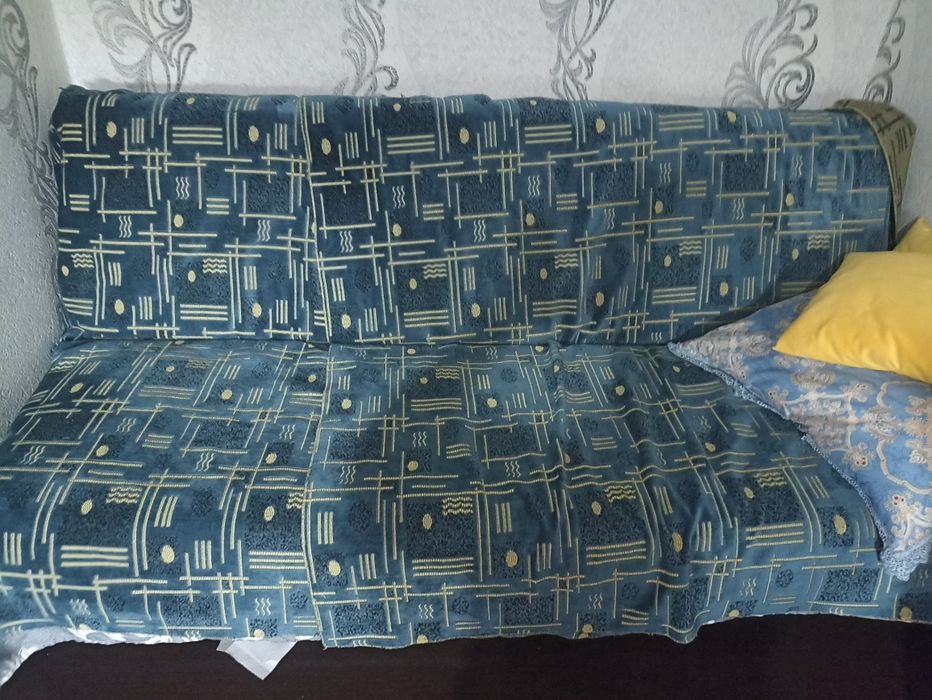 Продам раскладной диван