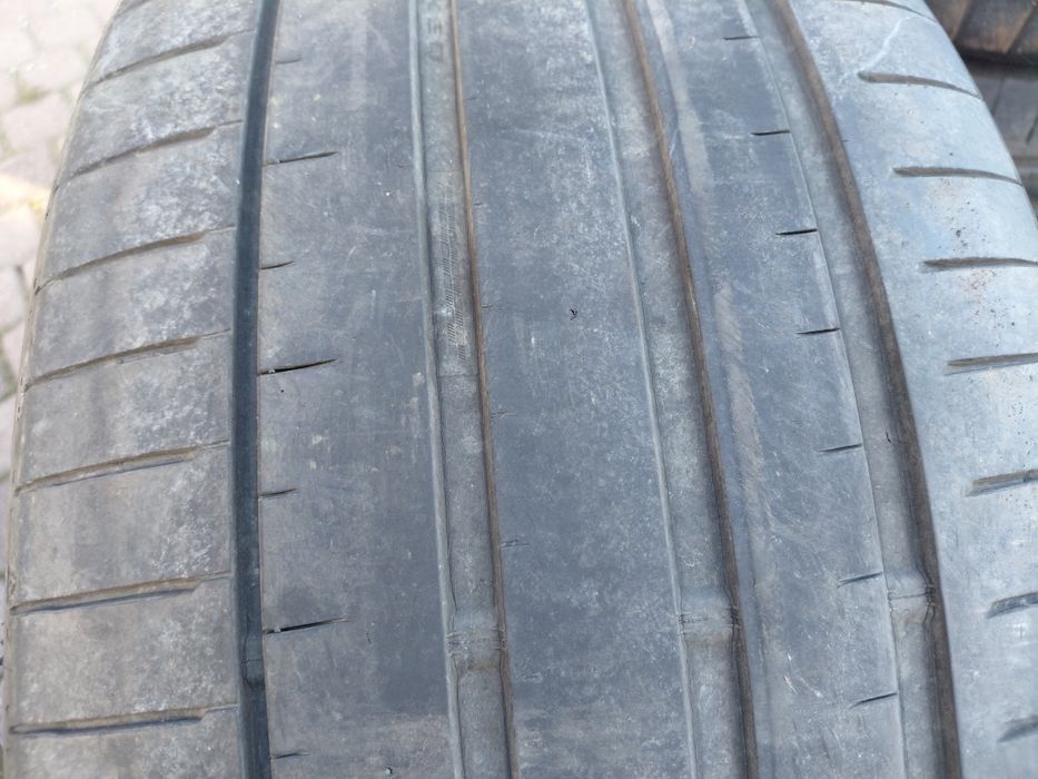 275/40/21" Falken 4бр.гуми.дот2023