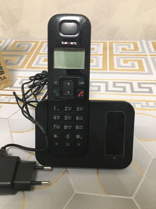 Продам досашний телефон