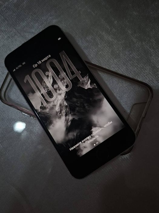 Айфон се 2020 без каробки